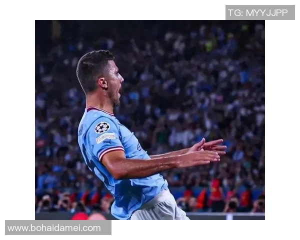 曼城遭欧足联重罚3000万欧元并禁赛一年引发广泛关注 曼城遭欧足联重罚3000万欧元并禁赛一年引发广泛关注